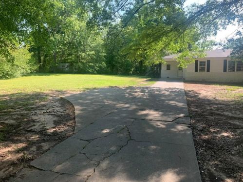 380 Carrollton St, Temple, GA 30179-3731