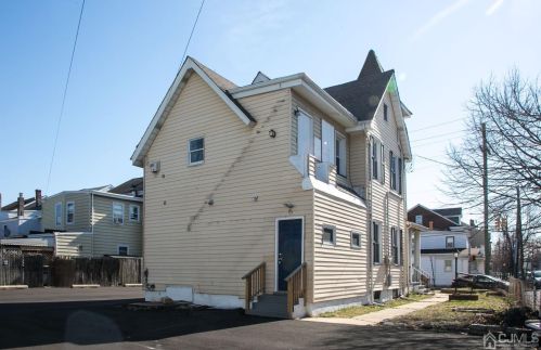 502 Liberty St, Trenton NJ  08611-1420 exterior