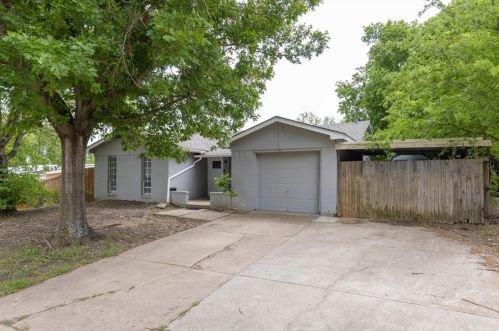 910 Piedmont Dr, Garland TX  75040-8064 exterior