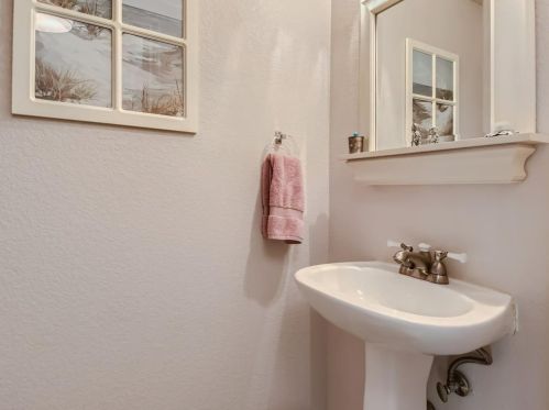 4333 Cyn Gln Cir, Austin TX  78732-2185 exterior