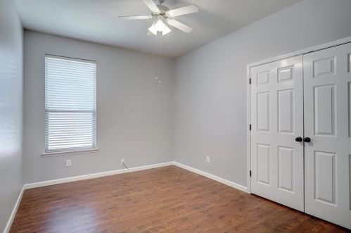 5829 Arena Cir, Fort Worth TX  76179-2369 exterior