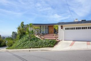 783 Teakwood Rd, Los Angeles, CA 90049-1335