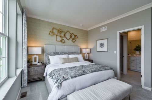 2939 Showplace Dr, Naperville IL  60564-5055 exterior