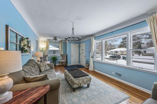 2814 Dellwood Ave, Saint Paul MN  55113-1827 exterior