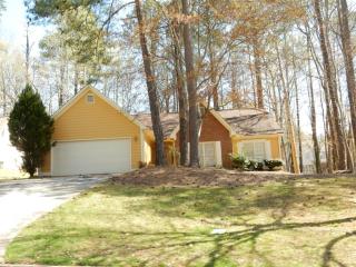 3248 Rock Creek Dr, Rex, GA 30273-2406