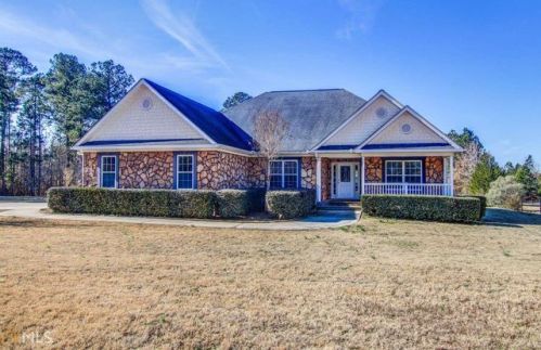 157 Marina Cir, Jackson, GA 30233-3829