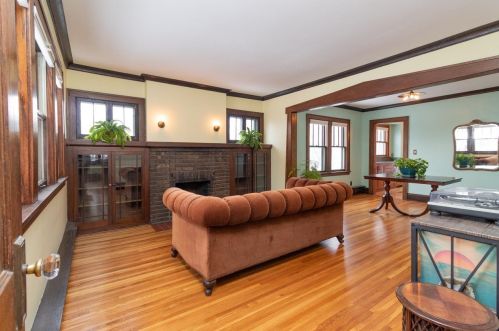 2381 Carter Ave, Saint Paul MN  55108-1625 exterior