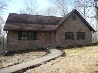 588 Taylor Chapel Rd, Fort Donelson National Milit, TN 37058-5129