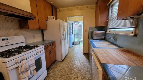 1708 Edna Dr, Santa Ana CA 92706-2424 exterior