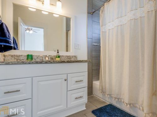 466 Hemlock Cir, Atlanta GA  30316-1838 exterior