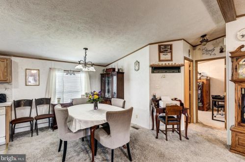 24 Raptor Dr, Hanover PA 17331-8159 exterior