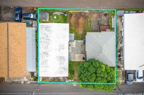 528 Ihe St, Honolulu HI  96817-2237 exterior