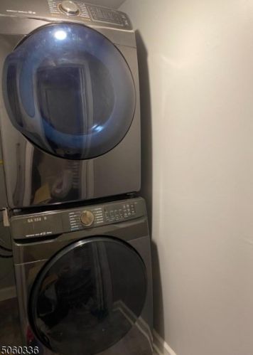 495 Boyden Ave, Maplewood NJ  07040-3030 exterior