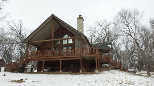 3015 Alden Rd, Bull Valley, IL 60098-9704