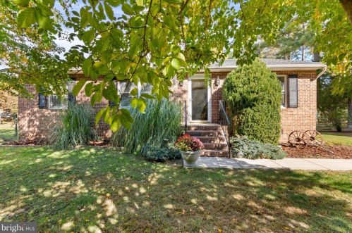 14707 Woodslane Rd, Woodford, VA 22580-2929