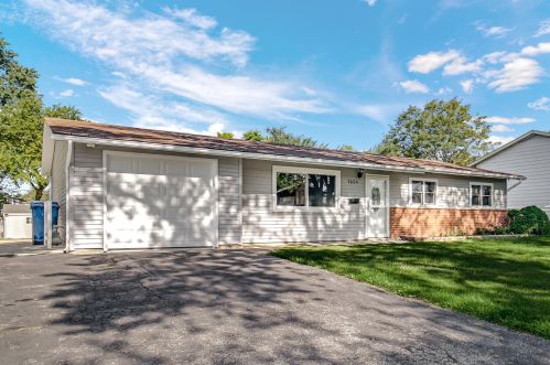 7604 Cumberland Dr, Hanover Park, IL 60133-2623