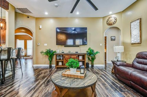 11028 San Jacinto Dr, Morgans Point TX 77571-9533 exterior