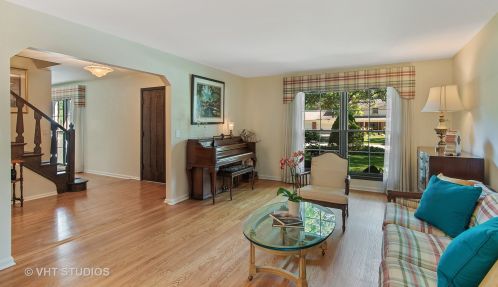 1640 Berkley Ct, Bannockburn IL 60015-2031 exterior