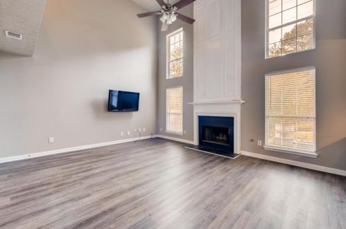 1563 Oak Park Ct, Suwanee, GA 30024-1873