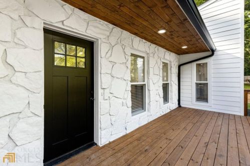 2823 Stacy Ct, Marietta, GA 30062-6651