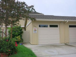 2034 Willowood Ln, Encinitas, CA 92024-3147