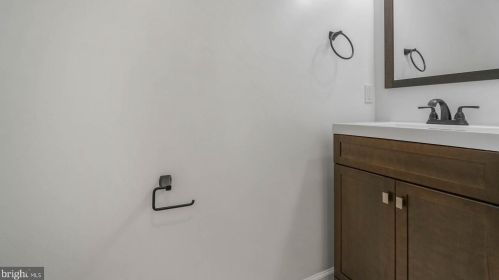 2912 Newcastle Ave, Silver Spring MD 20910-1216 exterior