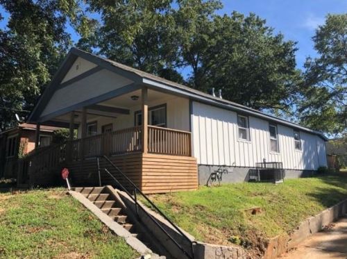 1052 Dill Ave, Atlanta, GA 30310-4117
