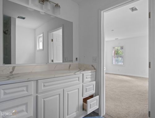 831 Mercury Dr, Atlanta GA  30331-3321 exterior