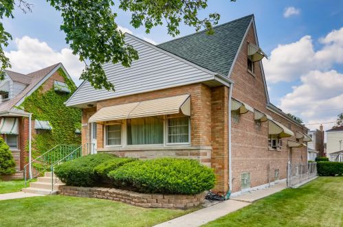 5876 Medina Ave, Chicago, IL 60646-5304