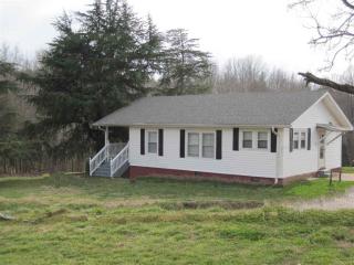1671 Hampton Rd, Inman, SC 29349-7973