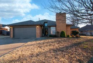 3216 Cove Hollow Ct, Norman, OK 73072-3308