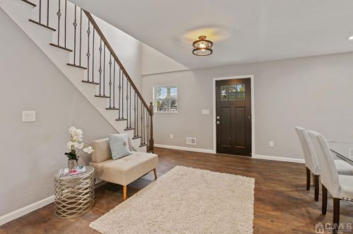 54 Howard Ave, Edison NJ  08837-3432 exterior