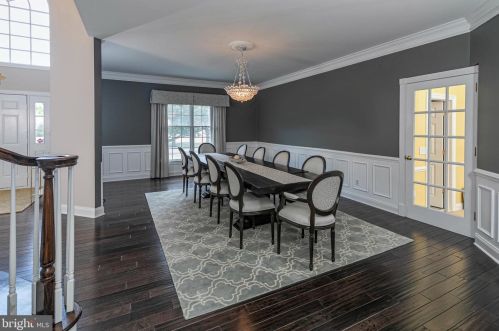 54 Ettl Cir, Princeton NJ  08540-2327 exterior
