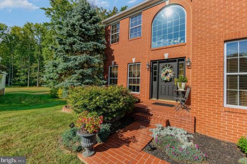 2318 Queensbury Dr, Fallston MD  21047-2928 exterior