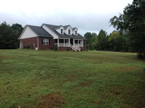 1693 Windy Hill Ln, Beckhamville, SC 29055-8943