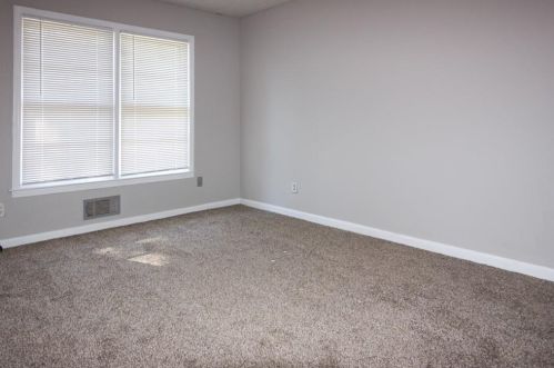 2139 Golfview Dr, Conyers GA  30013-2190 exterior