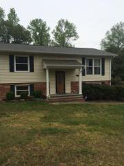 5521 Slater St, Fredericksburg, VA 22407-1242