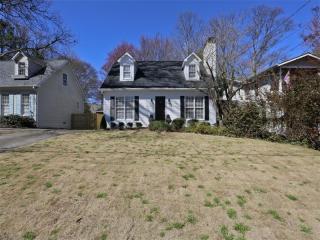 1760 Ridgeway Ave, Atlanta, GA 30318-7512