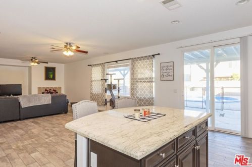 44034 Marbella St, Lancaster CA 93536-6856 exterior