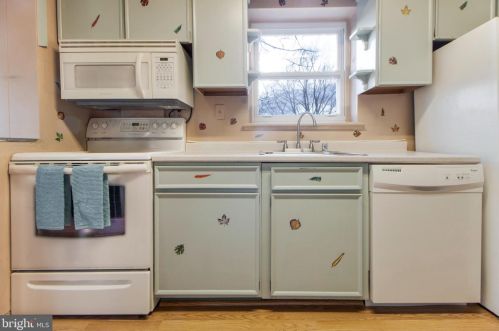 2306 Darrow St, Silver Spring MD 20902-4918 exterior