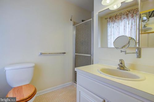 150 Bentley Ln, Lancaster PA  17603-6223 exterior