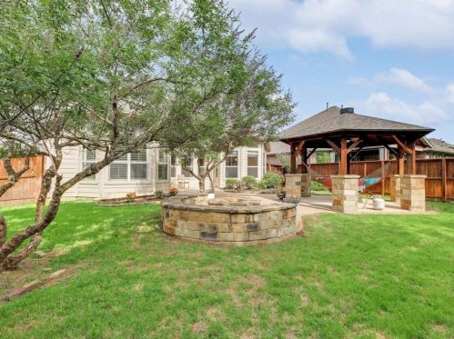 1600 Mdw Ave, Argyle TX 76226-6628 exterior