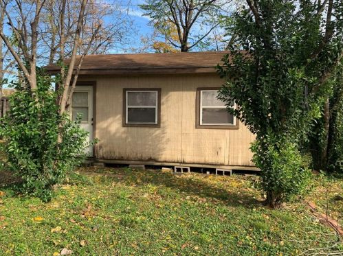 2023 Plymouth Dr, Irving TX 75061-2019 exterior