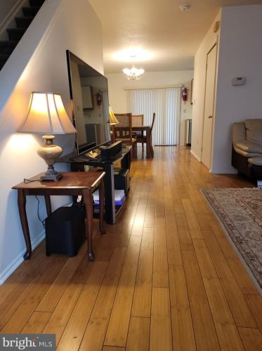 98 William Patterson Ct, Princeton NJ  08540-7661 exterior