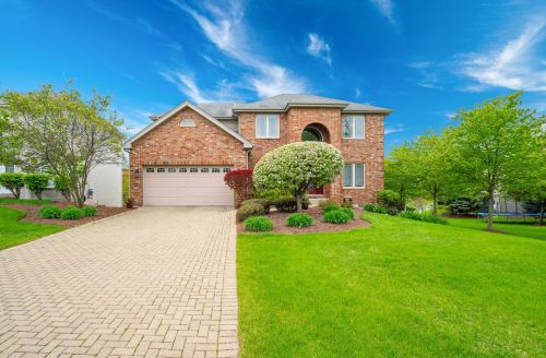 11053 Fountain Hill Dr, Orland Park, IL 60467-5664