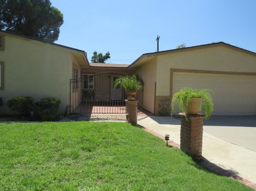 4052 Overland St, Riverside CA  92503-4039 exterior