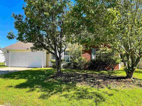 303 Kellys Walk, Locust Grove, GA 30248-3868