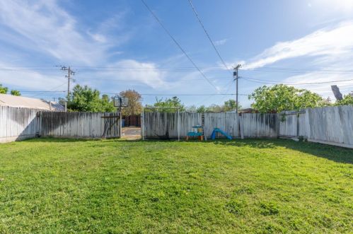 835 I St, Los Banos CA  93635-4310 exterior