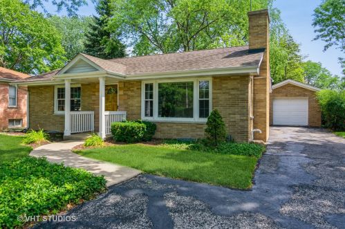 217 Happ Rd, Northfield, IL 60093-3415