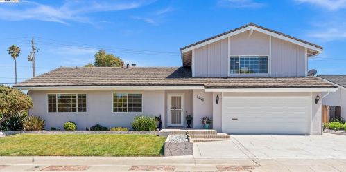 8448 Wicklow Ln, Pleasanton, CA 94568-1144